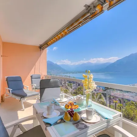 Casa Monti Belvedere With Pool + Terrace Dining - Happy Rentals *