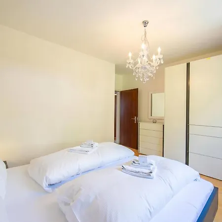 Apartment Casa Monti Belvedere With Pool + Terrace Dining - Happy Rentals